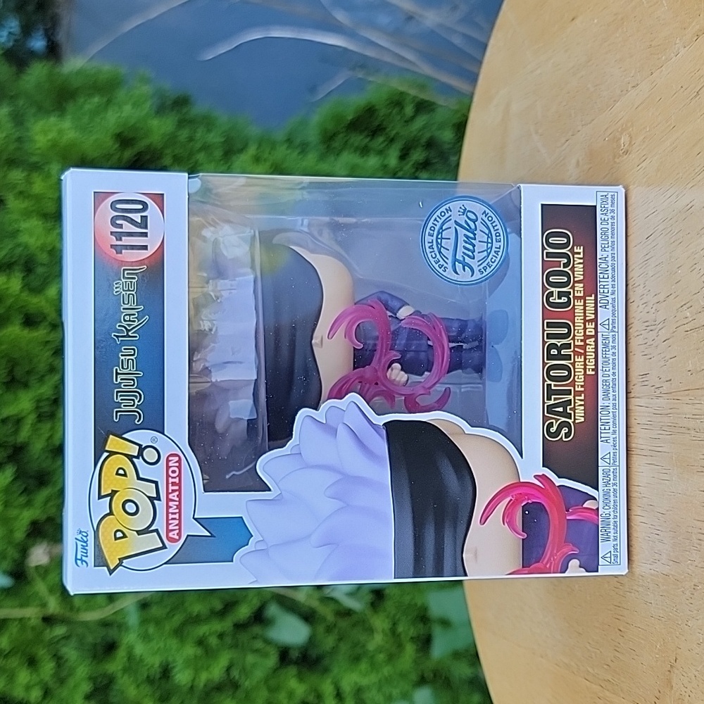 Funko Pop Vinyl: Jujutsu Kaisen Satoro Gojo #1120